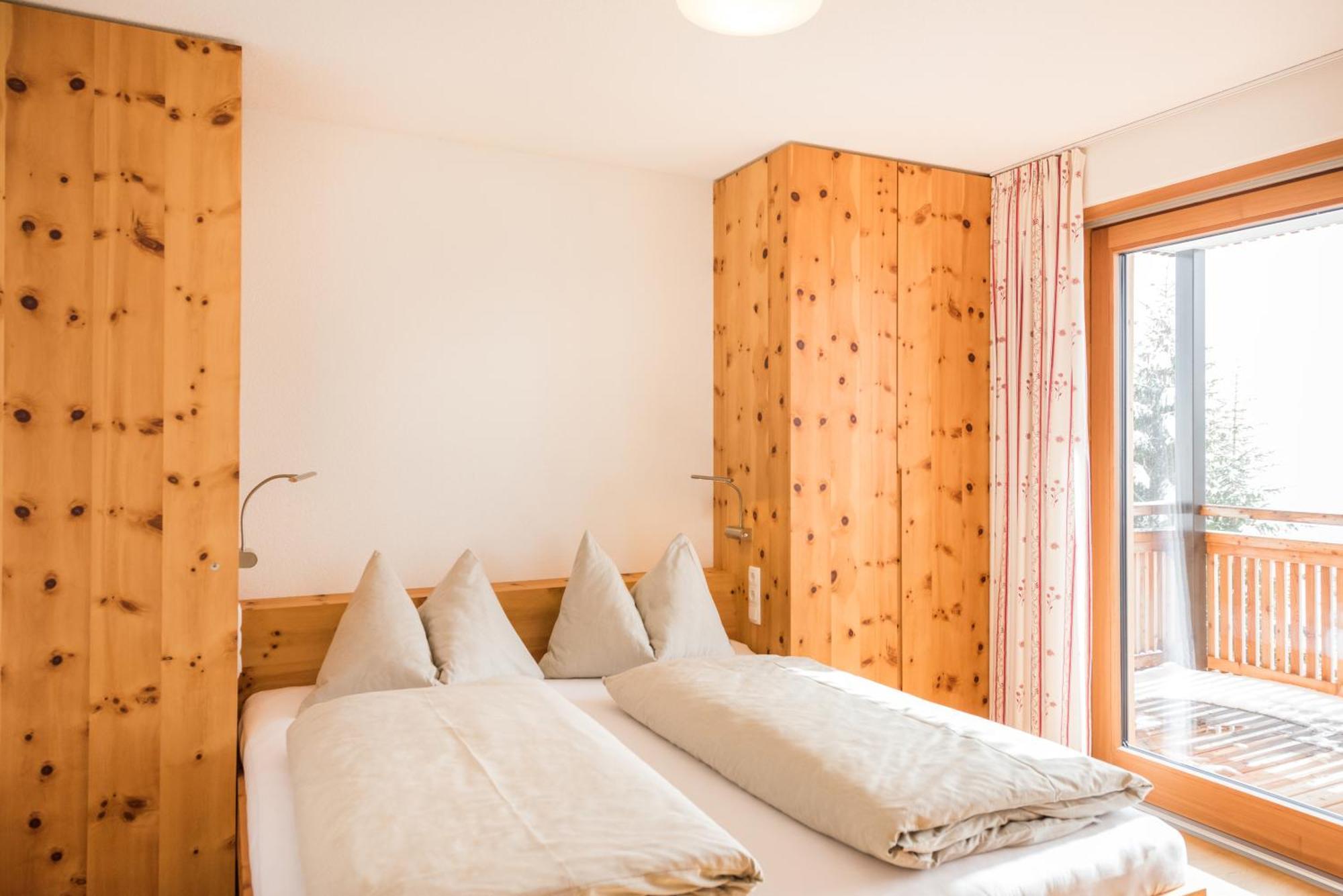 Damuels Appartements Bagian luar foto