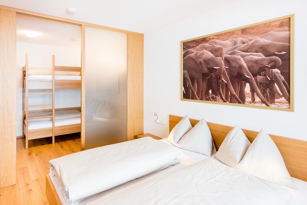 Damuels Appartements Bagian luar foto