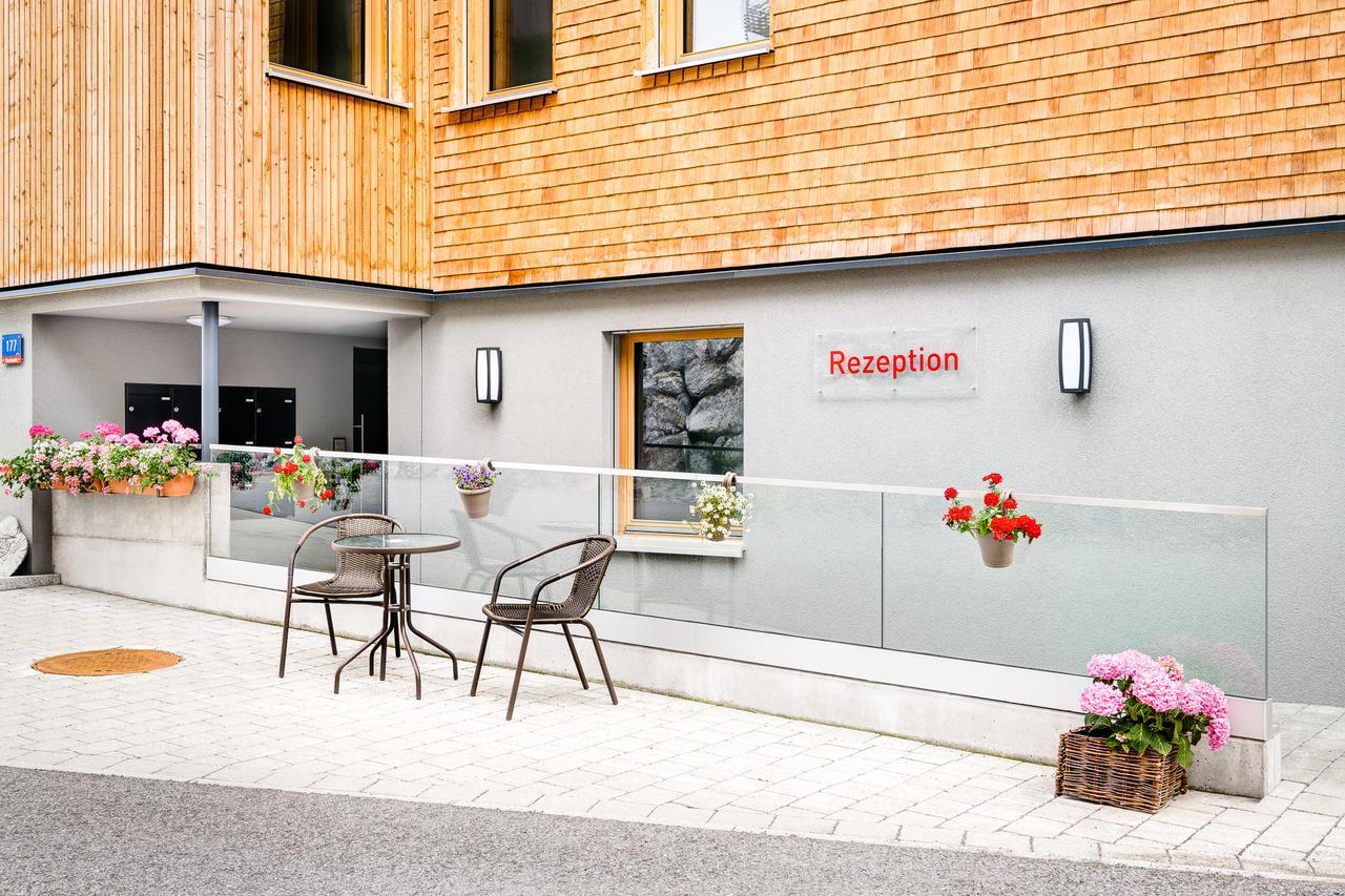 Damuels Appartements Bagian luar foto
